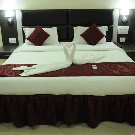 Vihas Inn Тирупати Экстерьер фото